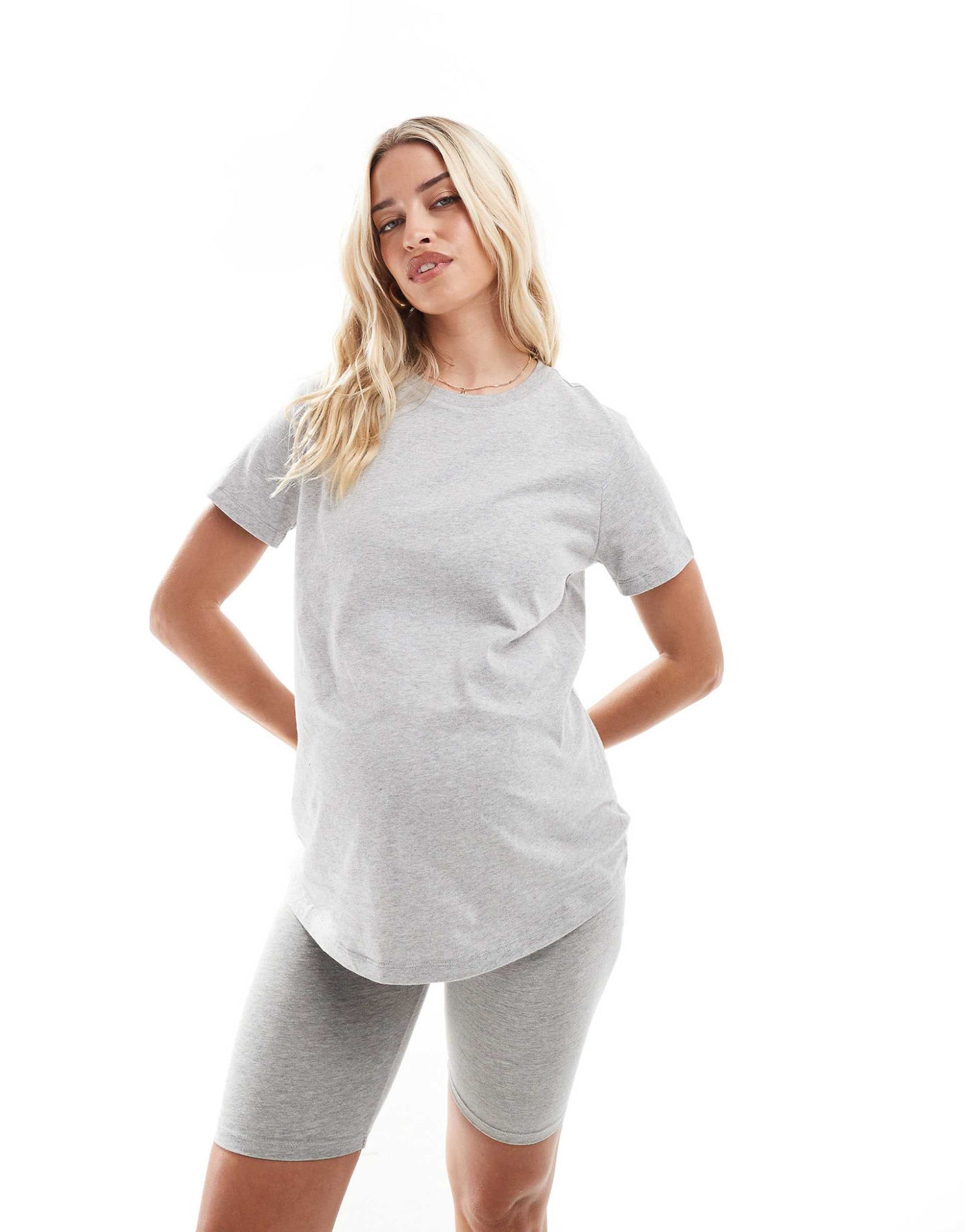 Maternity ultimate t-shirt with crew neck in cotton blend
